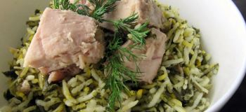 طرز تهیه شوید پلو با تن ماهی به روش بندری؛ یک غذای خوشمزه، تند و فوری برای ناهار و شام!