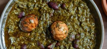 طرز تهیه قلیه تخم مرغ جنوبی؛ غذای محلی خوشمزه و تند با عطر سبزی و تمر هندی