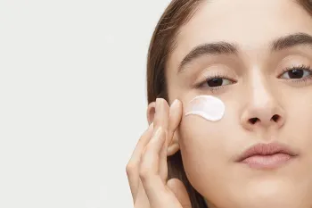 مقایسه و بررسی تفاوت کرم دور چشم با کرم معمولی