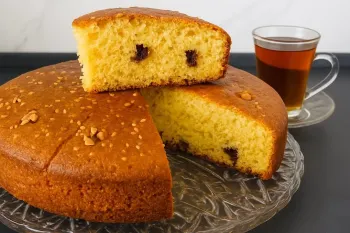 طرز تهیه کیک آجیلی ساده و خوشمزه / خیلی زود پخته میشه