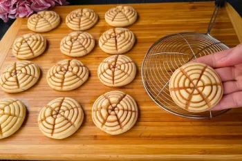 طرز تهیه شیرینی ایتالیایی فقط با 1 عدد تخم مرغ