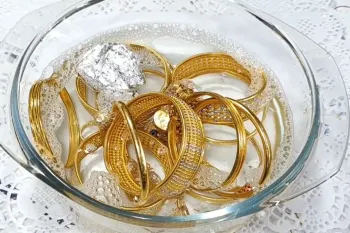 بهترین روش شستشو و جلا دادن طلا بدون کم و زیاد شدن وزن آن