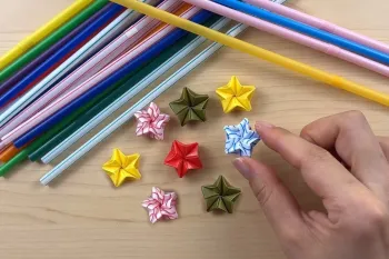 نحوه ساخت ستاره های سه بعدی با نی پلاستیکی