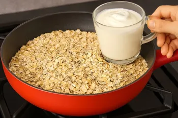 طرز تهیه نان جو رژیمی بدون نیاز به آرد و شکر