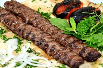 طرز تهیه کباب تابه ای مجلسی با سنگدان مرغ