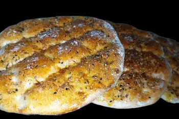 آموزش پخت نان صبحانه معروف ترکی در خانه