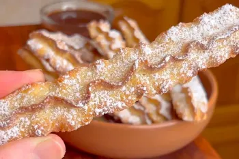 طرز تهیه چوروس خانگی: بدون سرخ کردن، بدون آرد