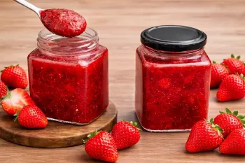 طرز تهیه مربای توت فرنگی / دیگر مربای توت فرنگی نخرید