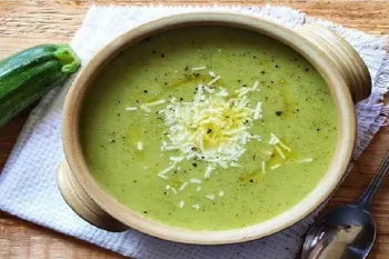 طرز تهیه آش کدو سبز لعاب دار و خوشمزه