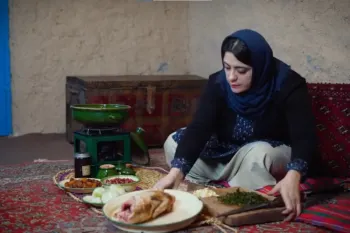 آموزش پخت اردک ناردونی به سبک بانوی روستایی گیلانی
