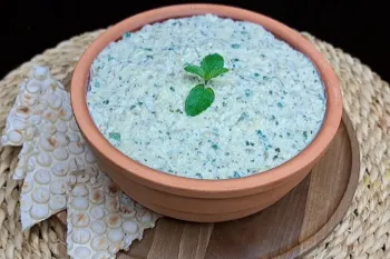 طرز تهیه بورانی بادمجان فوری با فر؛ بدون سرخ کردن، بدون دود، بدون دردسر