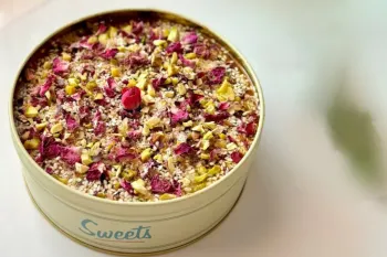 طرز تهیه رنگینک خرما | با این ترفند رنگینک مجلسی تو برای ماه ها تازه میمونه