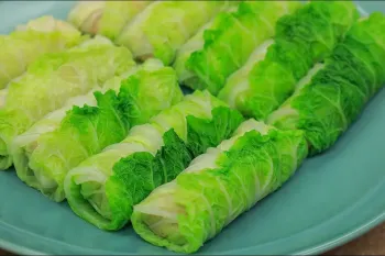 طرز تهیه دلمه با برگ کل کلم / خیلی سریع و آسان