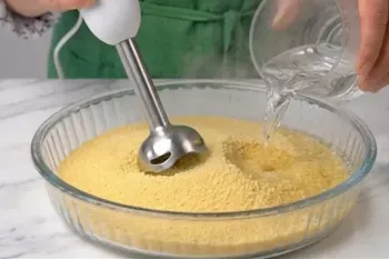 با سمولینا و ماست، می تونی این دسر رو در ۵ دقیقه درست کنی! نیازی به فر یا زمان ور آمدن نیست