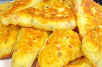 طرز تهیه پیراشکی سیب زمینی فوری فقط با ۱ عدد سیب زمینی