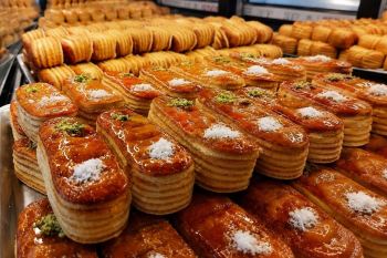 طرز تهیه شیرینی زبان بازاری و لایه ای با ترفند سریع در خانه