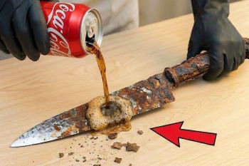 نحوه تیز کردن و بازسازی چاقوهای زنگ زده با نوشابه