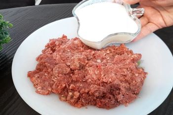 ماست + گوشت چرخکرده: طرز تهیه کباب شامی پوک در ۱۰ دقیقه