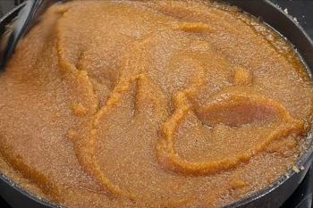 طرز تهیه حلوای ایرمیک خانگی با بافت گهواره ای و یکدست