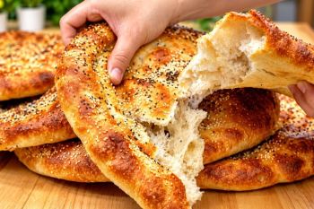 طرز تهیه نان بربری ارمنی با بافت پوک و خوشمزه در خانه