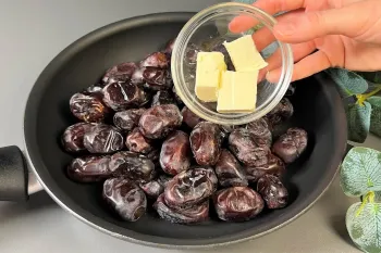 طرز تهیه دسر خانگی مقوی با طعمی گرم و بافتی نرم با خرما