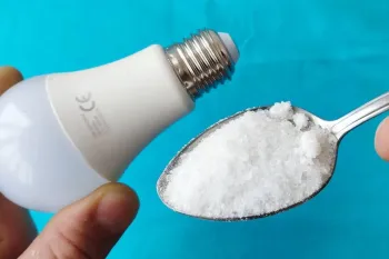 «ترفند عجیب و جادویی استفاده از نمک و لامپ ال ای دی