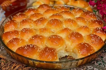 طرز تهیه نان لانه زنبوری با پنیر بسیار خوشمزه مناسب صبحانه و عصرانه