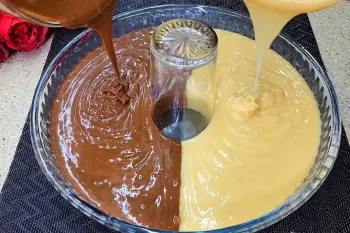 طرز تهیه کیک 5 دقیقه ای / وقتی اصلاً وقت نداری! کیک نرم و لطیف برای چای و قهوه