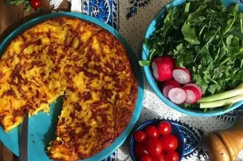 طرز تهیه چغرتمه بادکوبه ای یک غذای سنتی با مرغ / ساده اما بی نظیر