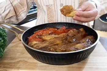 طرز پخت یک غذای خوشمزه با گوجه و بادمجان