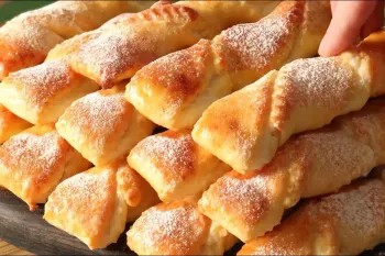 طرز تهیه شیرینی پنیری نرم و ذوب شدنی در دهان / در ۱۰ دقیقه آماده می شود!