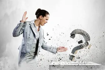 چگونه نسبت به شوهر خود حساس نباشیم؛ راهکارهایی برای رهایی از شک و بدبینی