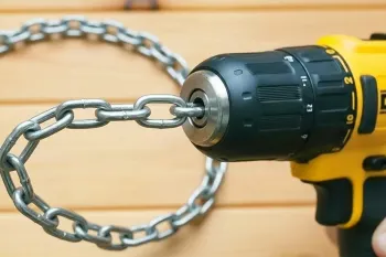 فقط یه زنجیر آهنی داخل دریل بنداز؛ هر خونه ای به این نیاز داره