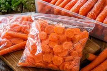 چگونه هویج را در فریزر نگهداری کنیم؟ (همه این اشتباه را مرتکب می شوند!)