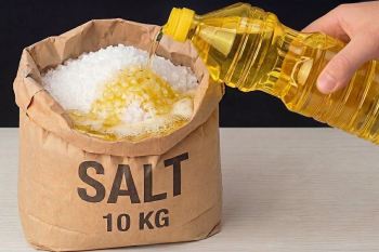 ترکیب نمک و روغن؛ یک ترفند خانگی با کاربردهای شگفت انگیز