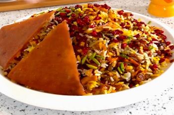 گردو پلو؛ غذای مجلسی و اصیل چهارمحال و بختیاری