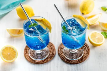 طرز تهیه سیروپ بلو کاراسائو در خانه