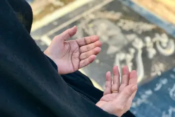 احکام و آداب رفتن به قبرستان در اسلام