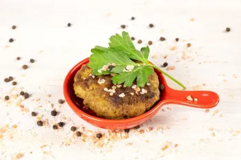 طرز تهیه کتلت جعفری خوشمزه و سالم به همراه نکات کلیدی