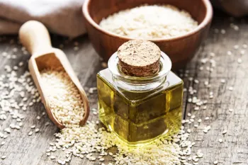 روش نگهداری صحیح روغن کنجد برای حفظ طعم و خواص