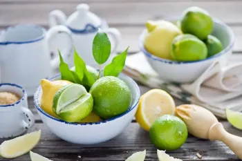 اسید سیتریک (جوهر لیمو): از تولید تا کاربردهای گسترده در صنعت و سلامت