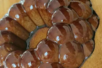 طرز تهیه دسر عربی ساده و مجلسی با طعم کارامل
