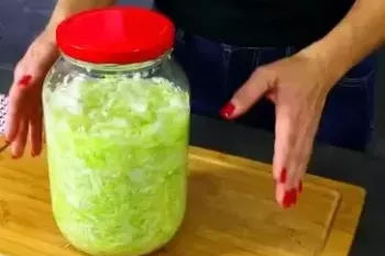 طرز تهیه کلم ترش آماده در ۷ روز، سرشار از ویتامین، پروبیوتیک طبیعی و دارو !