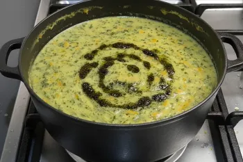 طرز تهیه سوپ گشنیز تبریز، مقوی ترین و خوشمزه ترین سوپ زمستانی !