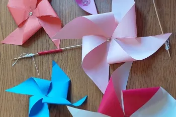 آموزش ساخت فرفره کاغذی به ساده ترین روش !