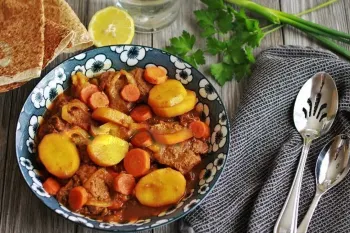 تاس کباب چند کالری دارد ؟