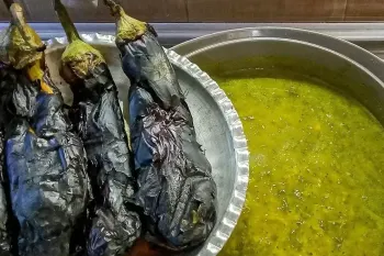 طرز تهیه آش بادمجان بدون گوشت، خوشمزه و سالم !