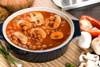 کالری خوراک لوبیا : ۱۰۰ گرم خوراک لوبیا چیتی چند کالری دارد ؟