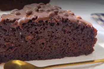 طرز تهیه کیک خیس شکلاتی، خوشمزه ترین کیک کافی شاپی !