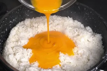 برنج با تخم مرغ، خوشمزه ترین و ساده ترین غذایی که درست کردم !